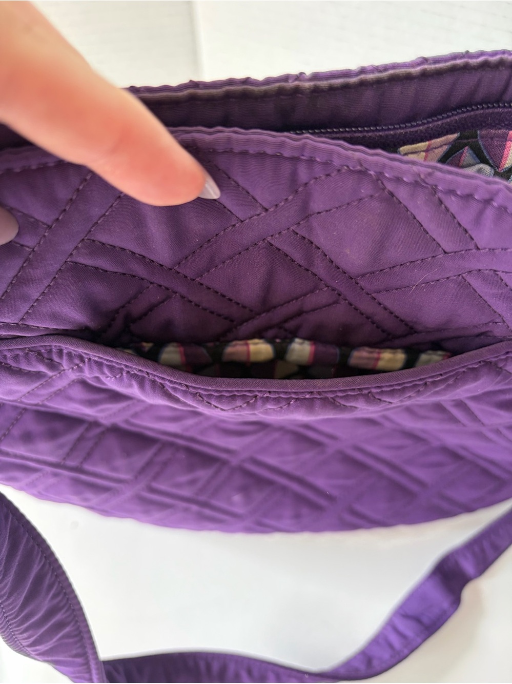 Vera Bradley Triple Zip Hipster crossbody purse - Picture 8 of 8